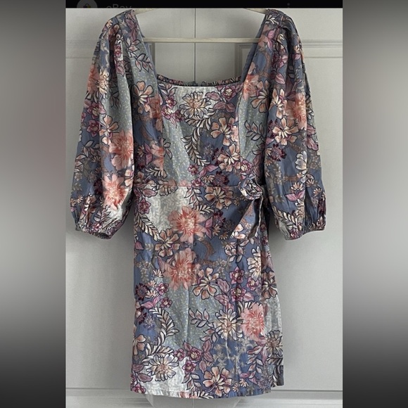 NEW.  Vince Camuto Floral Midi Dress - Blue and Pink - Picture 1 of 6